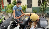Cảnh sát vây ráp truy bắt hơn 100 &apos;quái xế&apos; 