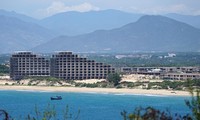 3 bộ lên tiếng tìm cách gỡ &apos;bài toán&apos; condotel