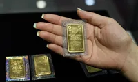 Giá vàng SJC đột ngột quay đầu giảm