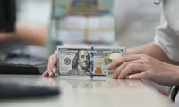 Vì sao đồng USD mất vị thế nhưng tỷ giá tại Việt Nam cao kỷ lục?
