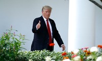 Tổng thống Donald Trump tại Nhà Trắng. Ảnh: Reuters