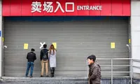 Một siêu thị Lotte Mart ở thành phố Hàng Châu, tỉnh Chiết Giang, Trung Quốc, bị đóng cửa. Ảnh: Reuters