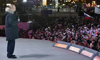 Tổng thống Nga Vladimir Putin cảm ơn người dân Moscow vì chiến thắng áp đảo tại cuộc bầu cử hôm 18/3. Ảnh: Sputnik