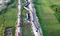 Hiện trường tai nạn tàu hỏa SE19 ở Thanh Hóa