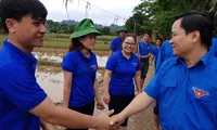 Thanh niên tình nguyện Thanh Hoá tích cực khắc phục hậu quả lũ lụt