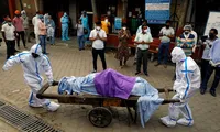 Cứ 15 giây trên thế giới lại có một người tử vong vì COVID-19
