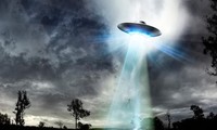 Quốc hội Mỹ chất vấn Lầu Năm Góc về UFO