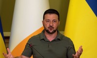 Tổng thống Zelensky cảnh báo Nga sẽ &apos;không còn tàu&apos; nếu tiếp tục tấn công cảng Ukraine