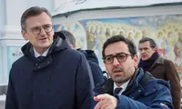 Ngoại trưởng Pháp đến Ukraine ngay sau cuộc không kích lớn của Nga
