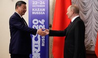 Chủ tịch Trung Quốc Tập Cận Bình gặp Tổng thống Nga Vladimir Putin