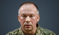 Tổng tư lệnh quân đội Ukraine thăm khu vực tiền tuyến gần các mỏ khoáng sản