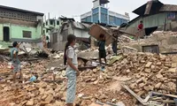 Myanmar tiếp tục rung chuyển vì động đất
