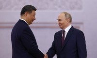 Tổng thống Nga đón Chủ tịch Trung Quốc tại Điện Kremlin