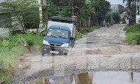 Mượn đường thi công cao tốc, nhà thầu Trung Quốc &apos;chạy làng&apos; việc hoàn trả