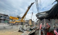 Tai nạn nghiêm trọng ở Quảng Ngãi, xe máy nằm la liệt, 4 người thương vong