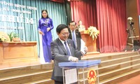 Bình Định lấy phiếu tín nhiệm 31 cán bộ