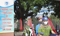 Ra quân 5 đội hình tuyên truyền hưởng ứng Ngày Pháp luật Việt Nam