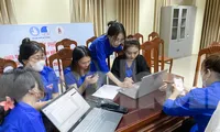 Bạn trẻ Đà Nẵng học ứng dụng AI trong truyền thông