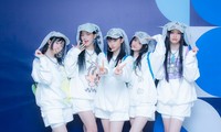 &quot;Tân binh khủng long&quot; NewJeans lập kỷ lục mới khi &quot;Ditto&quot; đổ bộ Billboard Hot 100