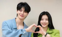 Kim Yoo Jung se duyên cùng Song Kang, gấp đôi visual nhưng diễn xuất gây lo ngại?
