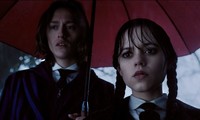 “Wednesday” mùa 2 loại bỏ nam chính do phốt quấy rối, thay bằng dàn mỹ nam mới?