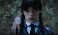 Mới nhất về &quot;Wednesday&quot; mùa 2: Wednesday vẫn &quot;độc thân&quot;, có Hiệu trưởng mới?
