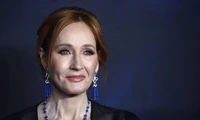 J.K. Rowling kiện hãng Warner Bros vì không hài lòng với “Harry Potter” bản mới?
