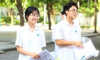 Điểm chuẩn Đại học tăng vọt: Chia tay nguyện vọng 1, cứ bình tĩnh vì còn &quot;cửa sáng&quot;