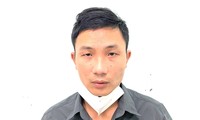 Mâu thuẫn với nữ nhân viên massage, vác hung khí đập phá tài sản đuổi đánh bà chủ