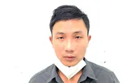 Mâu thuẫn với nữ nhân viên massage, vác hung khí đập phá tài sản đuổi đánh bà chủ
