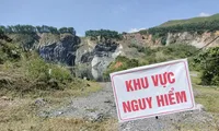 Ruộng hoang hóa, nông dân khốn khổ bên những mỏ đá nham nhở