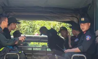 Hàng trăm chiến sĩ truy tìm sát nhân &apos;vượt ngục&apos; trên rừng Hải Vân giữa nắng như đổ lửa