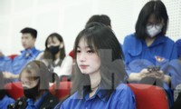 ác bạn trẻ tham gia chương trình. Ảnh: Nguyễn Thắng