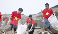 Tuổi trẻ Bắc Giang sửa nhà thanh niên xung phong ở đảo Bạch Long Vĩ