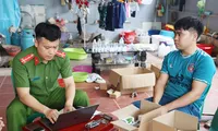 Công an làm việc với Nguyễn Văn Khánh. Ảnh: Công an tỉnh Bắc Giang