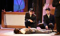 Hòa mình vào đêm nhạc kịch đặc sắc của teen Ams với tên gọi &quot;Đèn trời rỗng&quot;