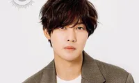 &quot;Crush đời đầu&quot; Ji Hoo (Kim Hyun Joong) thông báo kết hôn, bạn gái là người ngoài ngành?