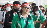Bạn có hẹn với Chủ nhật Đỏ: Hiến máu tiện &quot;kiếm gấu&quot; tại ĐH Bách khoa, gặp gỡ nghệ sĩ Xuân Bắc