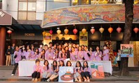 Teen Hà Nội mở hội sách gây quỹ từ thiện: Vừa đổi sách vừa chơi trò chơi, làm đồ handmade