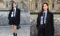 Son Ye Jin &quot;hack tuổi&quot;, thần sắc của mẹ một con &quot;đỉnh chóp&quot; tại show Valentino