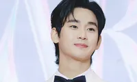 Kim Soo Hyun có khả năng &quot;lật kèo&quot; giữa drama đời tư vì dân mạng &quot;đổi chiều&quot;?