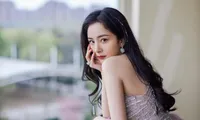 Khổ như Dương Mịch: Nỗ lực diện đồ Haute Couture cao cấp mùa mới nhất nhưng vẫn bị chê