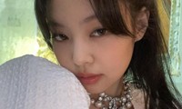 Không phải đồ hiệu sang chảnh nhưng mẫu váy này của Jennie vẫn khiến BLINKs chú ý đặc biệt