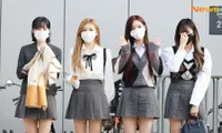 Diện đồ gây liên tưởng tới BLACKPINK nhưng aespa bị mất điểm vì sơ suất trong trang phục