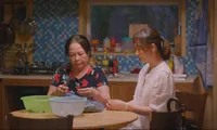 Thương Ngày Nắng Về: Còn gì bi kịch hơn khi người lo lắng nhất cho bà Nga lại là con nuôi?