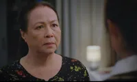 Thương Ngày Nắng Về: Bà Nga sẽ làm gì sau khi màn tranh cãi gay gắt với 2 cô con gái ruột?
