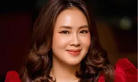 Không thể tin suốt 10 năm qua, Hồng Diễm chưa từng làm hành động này trên phim