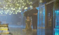 Cảnh phim lãng mạn nhất &quot;Thương Ngày Nắng Về&quot; phần 2 vướng nghi vấn đạo nhái?