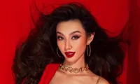 Hoa hậu Thùy Tiên đã làm điều này giữa hội bạn thân &apos;siêu giàu&apos; mà khán giả &apos;choáng&apos; nặng