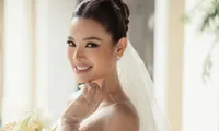 Khối tài sản &apos;choáng ngợp&apos; đầy bí ẩn của &apos;cô dâu sính lễ 10 tỷ&apos; nổi nhất V-biz